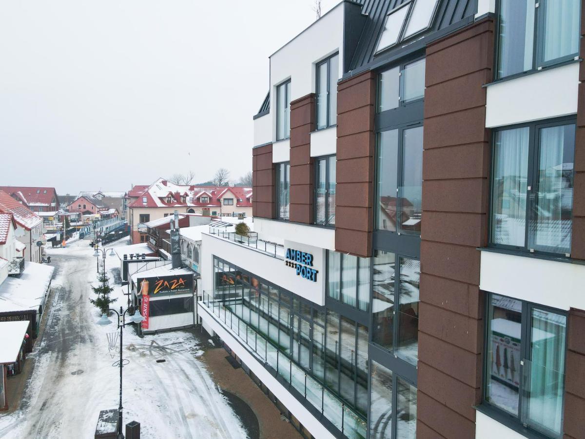 Amber Port Hotel Darlowko Exterior photo